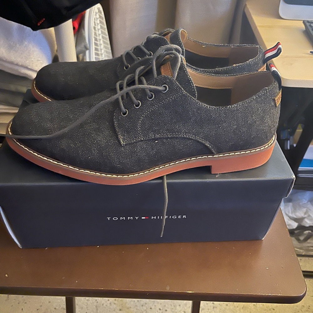 Tommy Hilfiger, Denim Grey, Men’s, Size 11, Casual Shoe, New in the Box.
